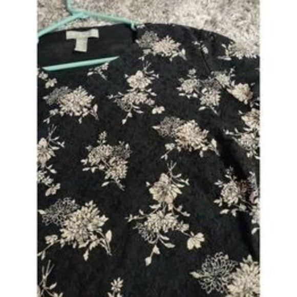 Kate Hill Top Plus Size 1X Black Multicolor Floral Print Short Sleeve - Picture 5 of 8